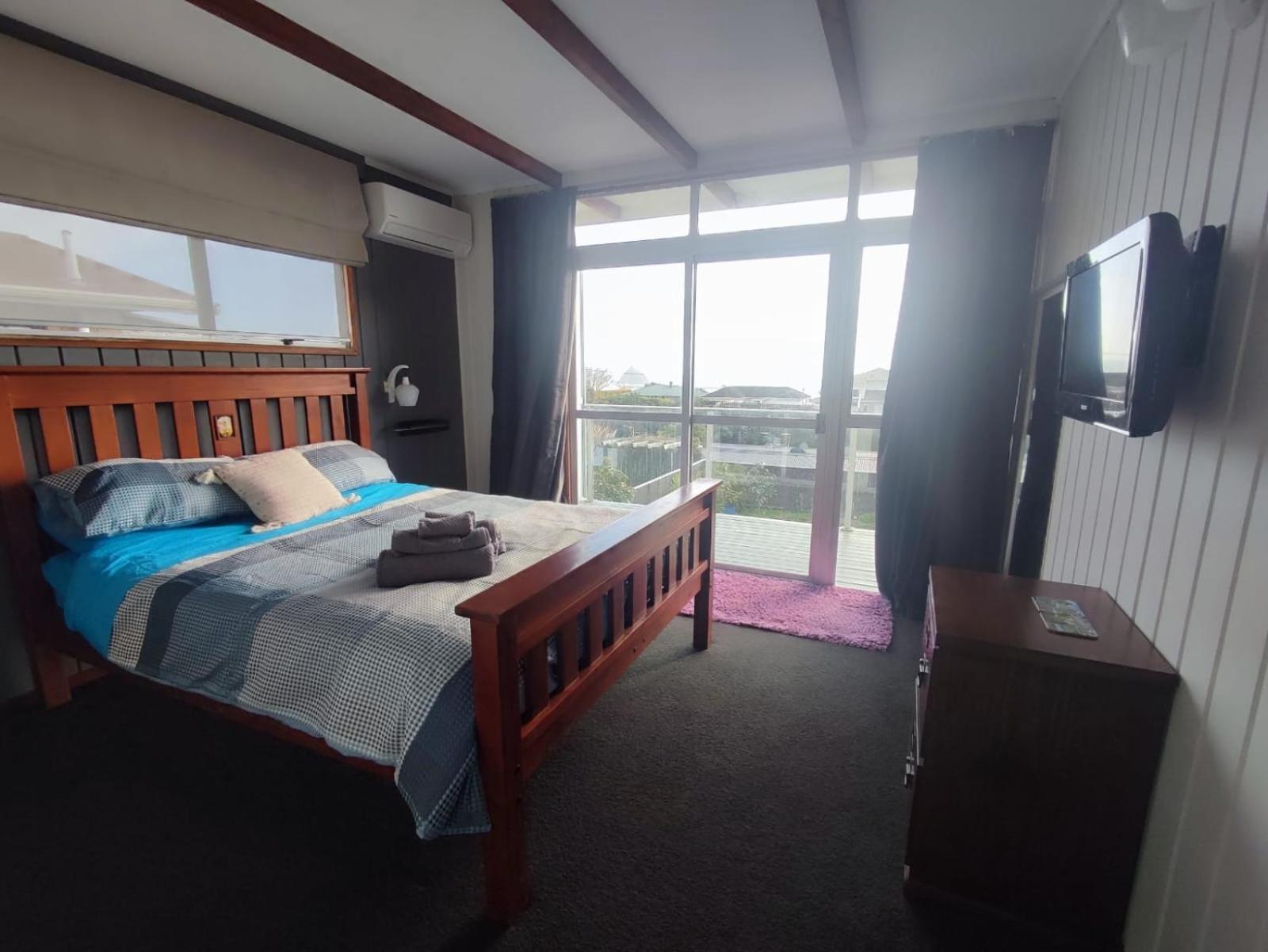 Home With Sea Views New Plymouth Esterno foto